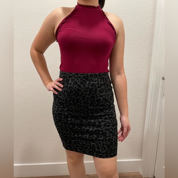 Express Ruffle Edge Halter Top - Picture 3 of 3